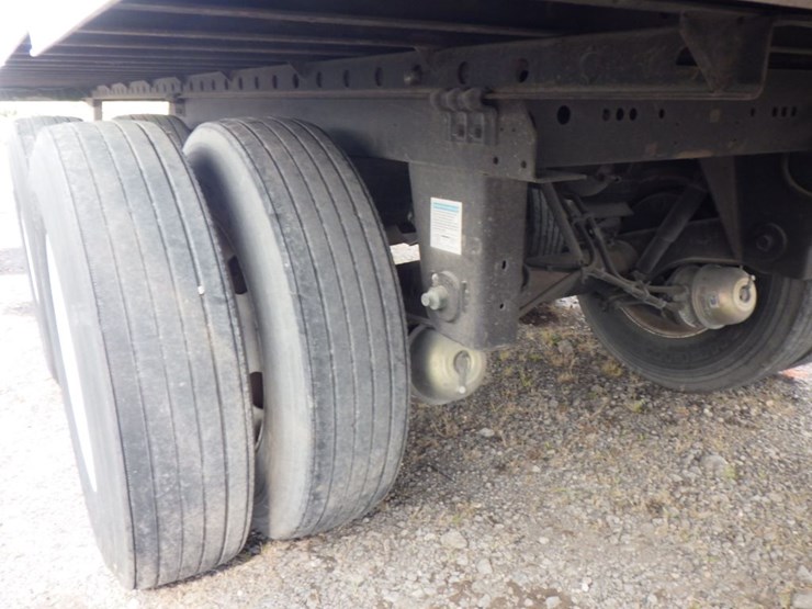 2012-utility-3000r-image-11