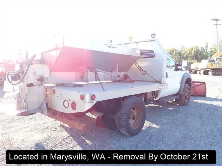 2011-ford-f550-image-25