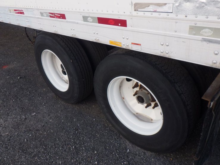 2016-utility-4000d-x-image-15