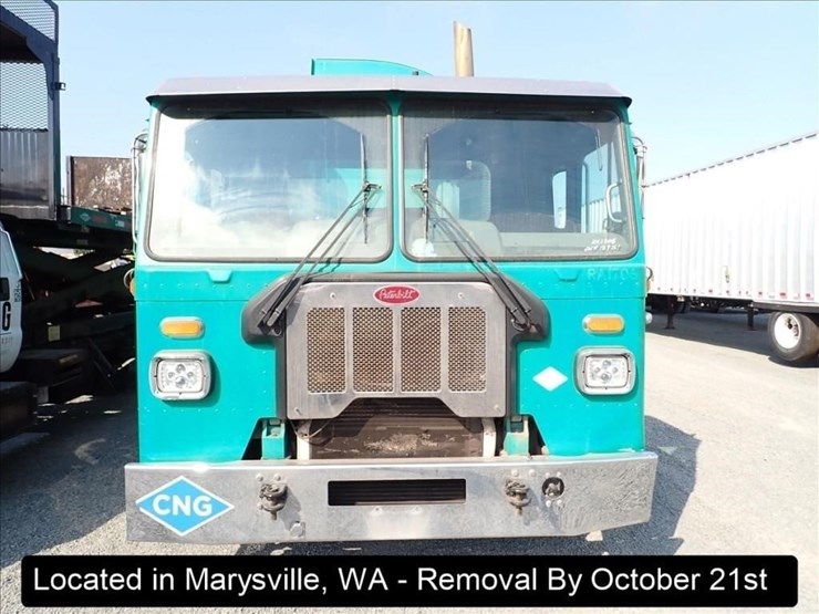 2018-peterbilt-520-image-19