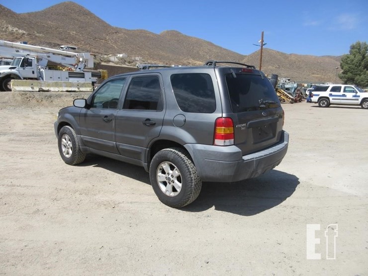 2005-ford-escape-xlt-image-4