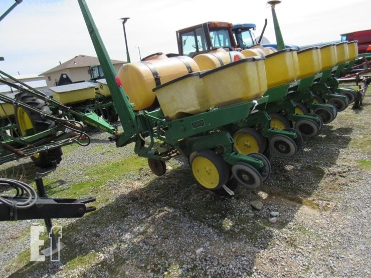 john-deere-7000-image-6