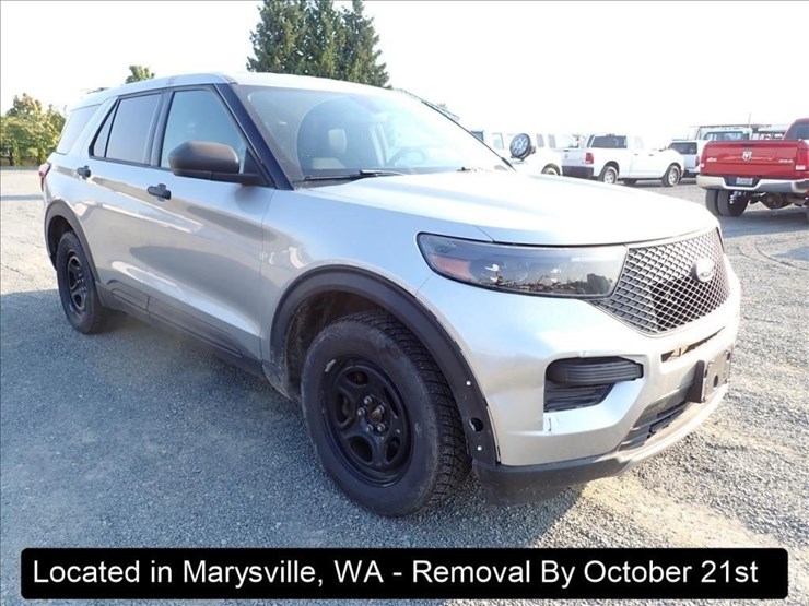 2020-ford-explorer-image-14