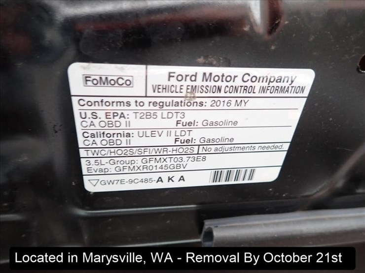 2016-ford-explorer-image-21