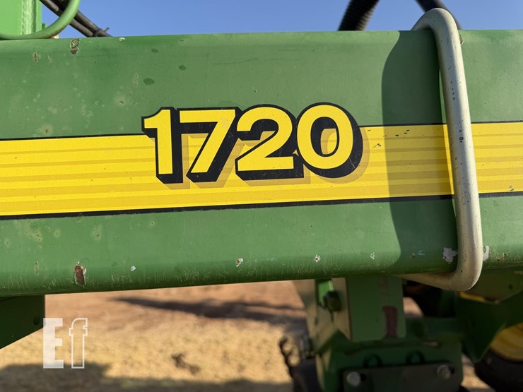 john-deere-1720-image-9