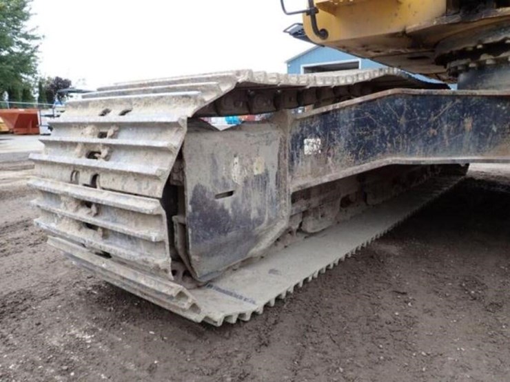 2012-deere-350g-lc-image-32