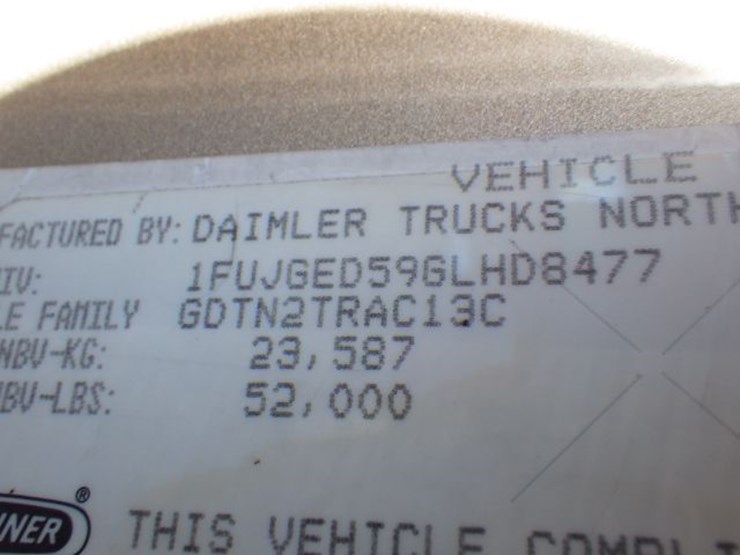 2016-freightliner-cascadia-125-evolution-image-17