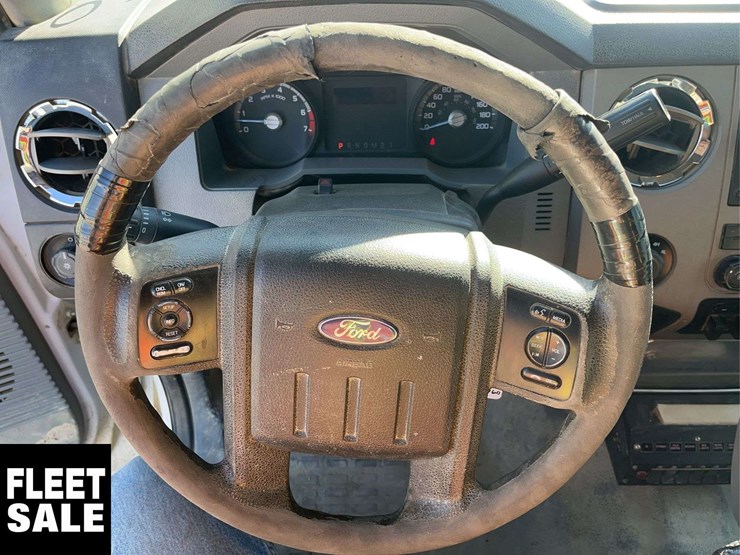 2015-ford-f350-image-17