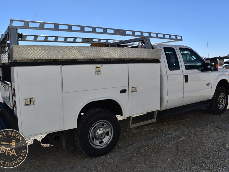 2015-ford-f350-sd-image-19
