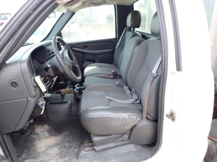 2005-gmc-sierra-3500-image-20