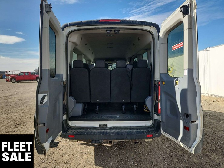 2016-ford-transit-image-25