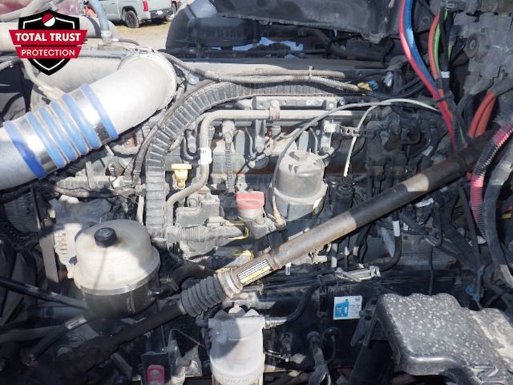 2019-peterbilt-579-image-23