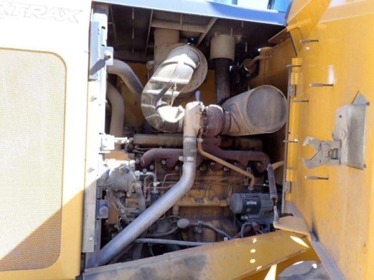 2015-deere-544k-image-56
