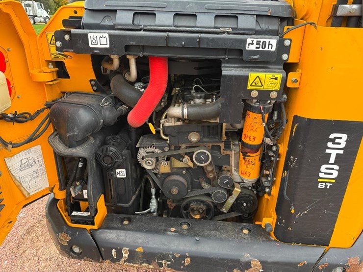 jcb-3ts-8t-image-28