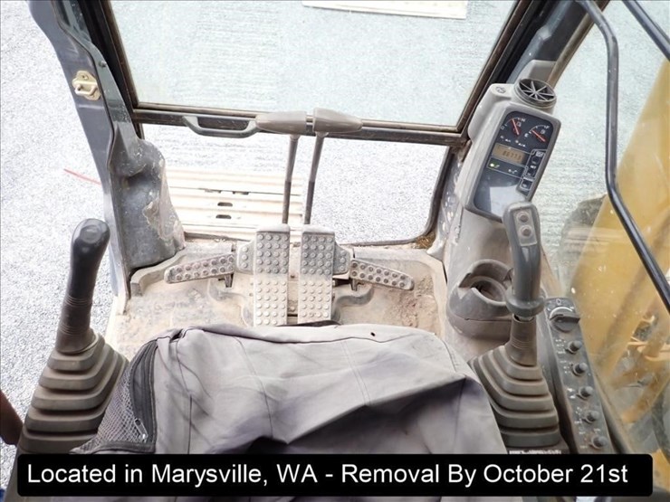 2004-deere-200c-lc-image-18