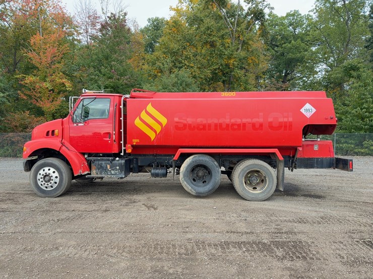 2001-sterling-l7500-image-2