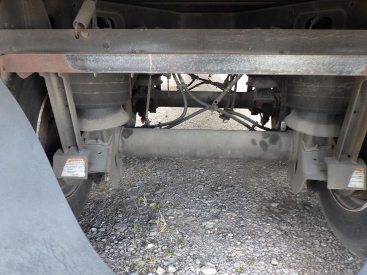 2012-utility-3000r-image-17