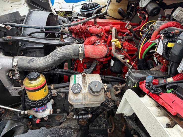 #1667-•-2016-freightliner-m2-cab-and-chassis-image-48