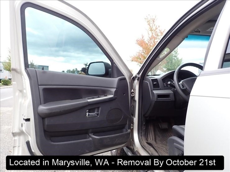 2009-jeep-grand-cherokee-image-11