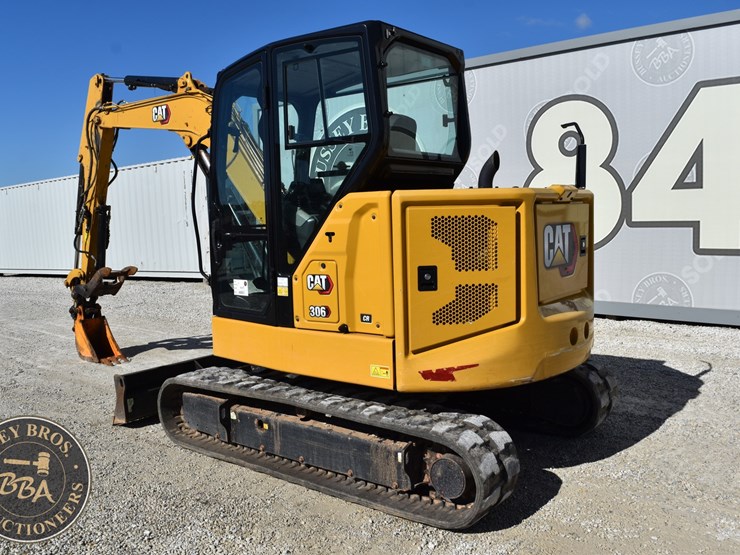 2023-caterpillar-306cr-image-15