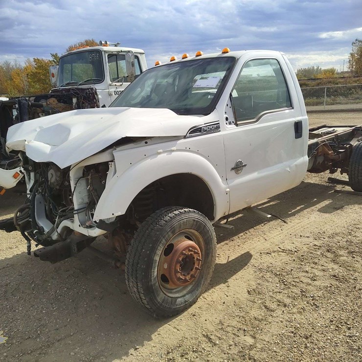 2011 FORD F550