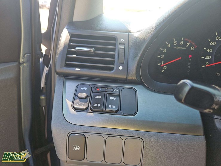 2006-honda-odyssey-image-21