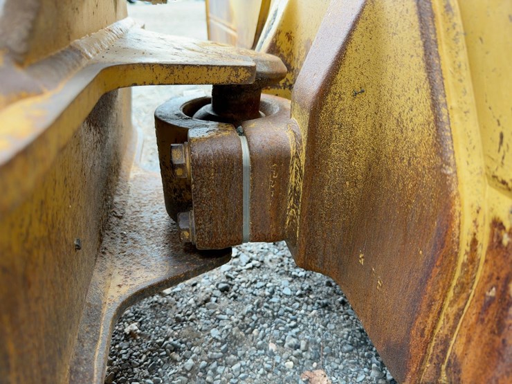 2007-caterpillar-d5g-lgp-image-13