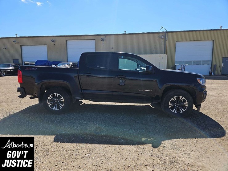 2022-chevrolet-colorado-image-4