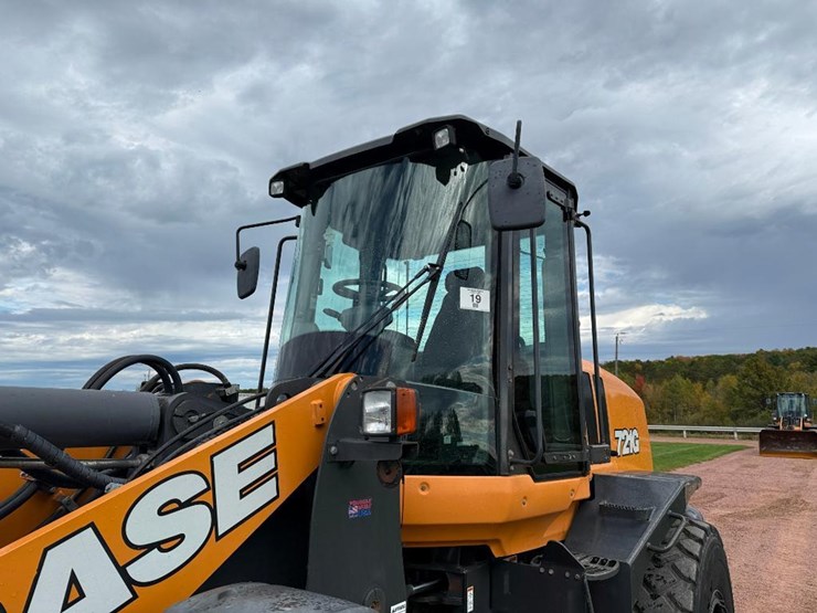 2019-case-721g-image-13