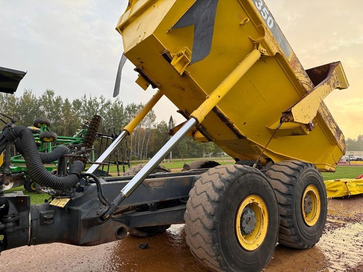 komatsu-hm350-2-image-55