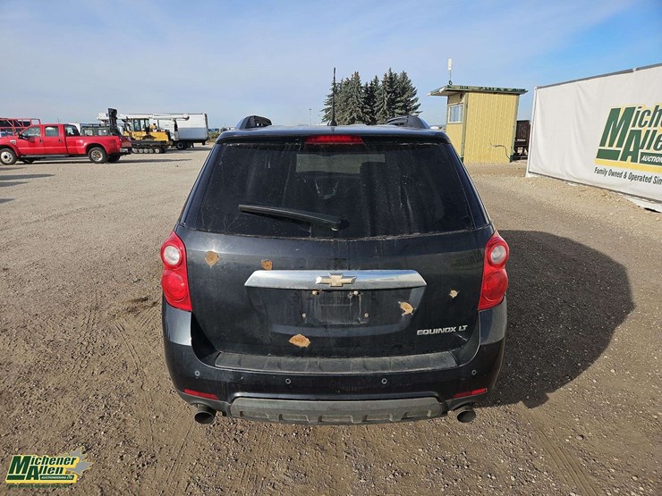 2012-chevrolet-equinox-lt-image-9