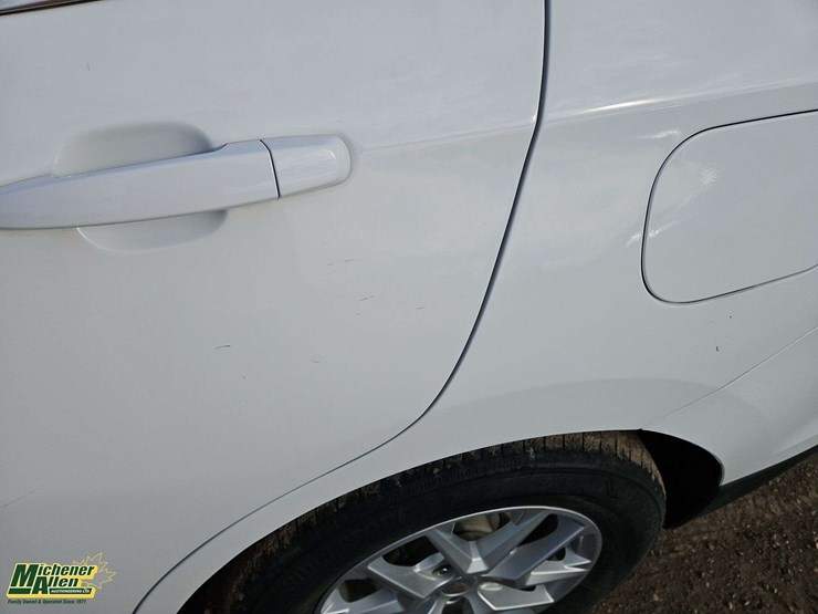 2022-chevrolet-equinox-image-34