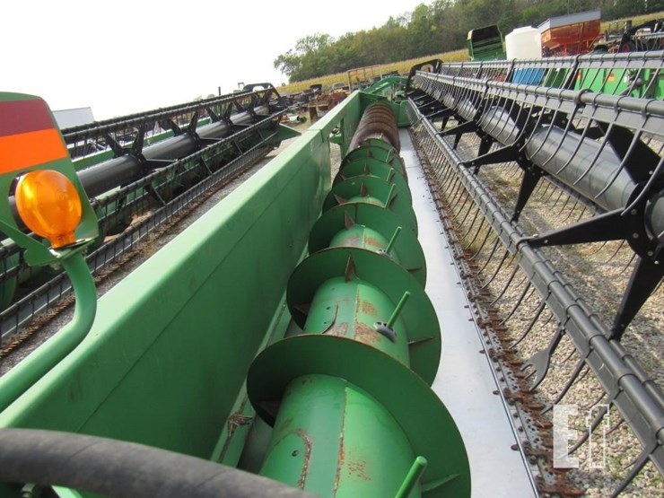 2005-john-deere-635-image-3