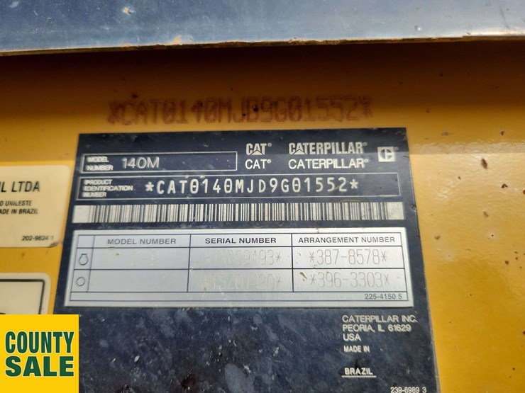 2015-caterpillar-140m-image-22