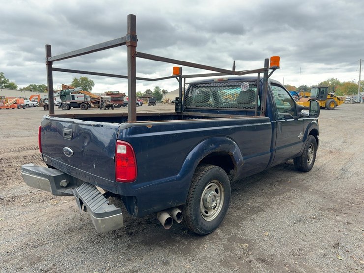 2012-ford-f350-xl-image-5