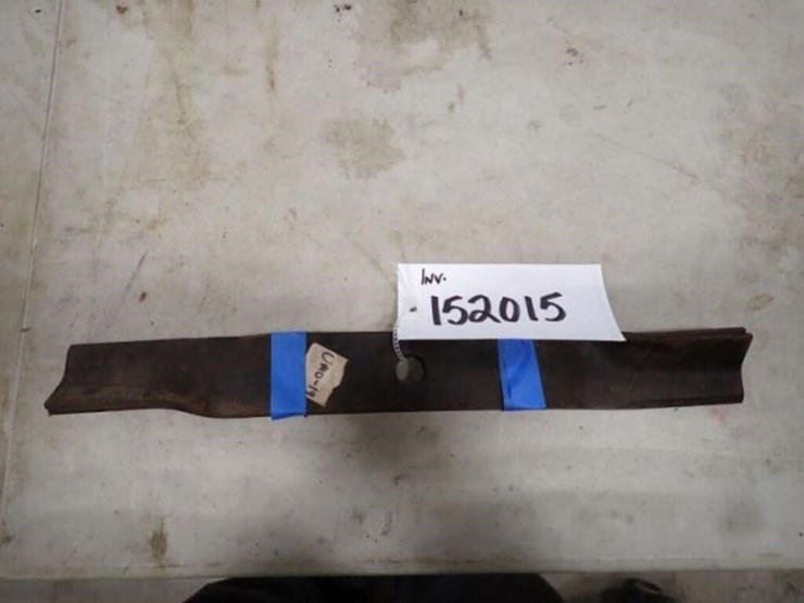 qty-of-2-19"-lawn-mower-blades-image-1