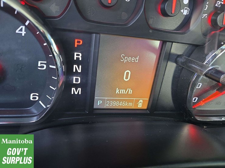 2014-chevrolet-silverado-1500-image-35