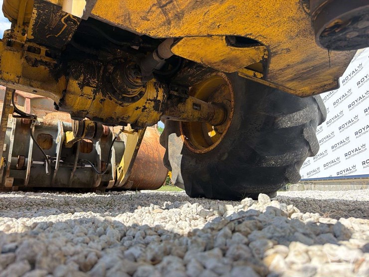 2003-komatsu-wa320-3mc-image-36
