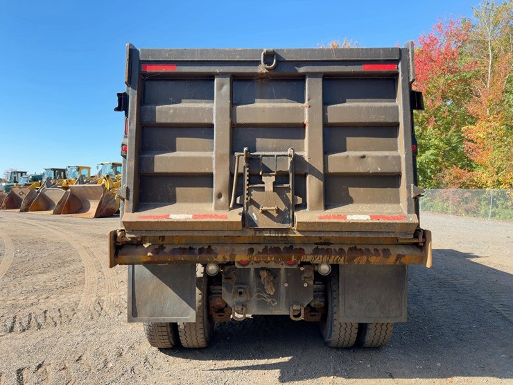 1996-mack-rd688s-image-4