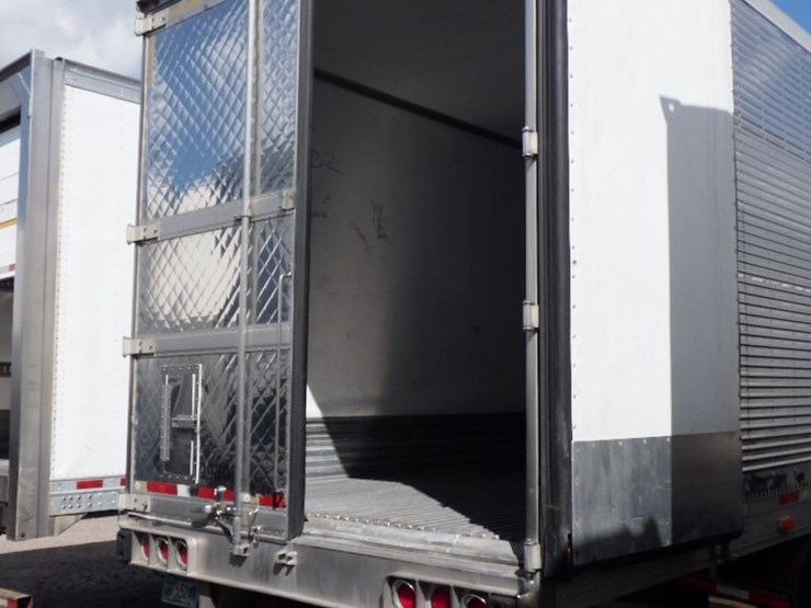 2015-utility-3000r-image-12