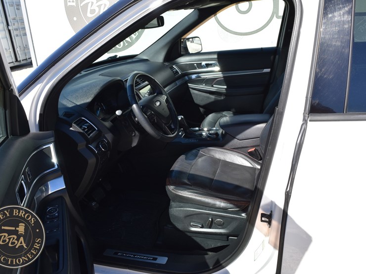 2018-ford-explorer-image-20