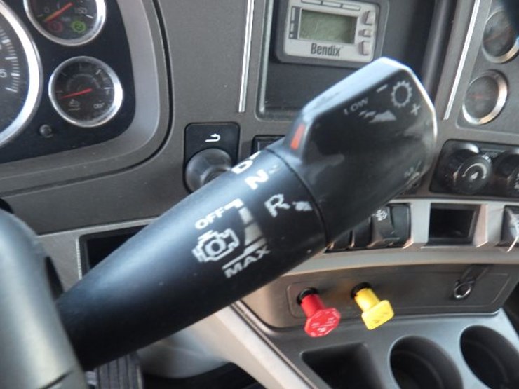 2019-kenworth-t680-image-20