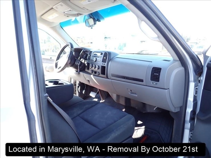2012-chevrolet-1500-image-2