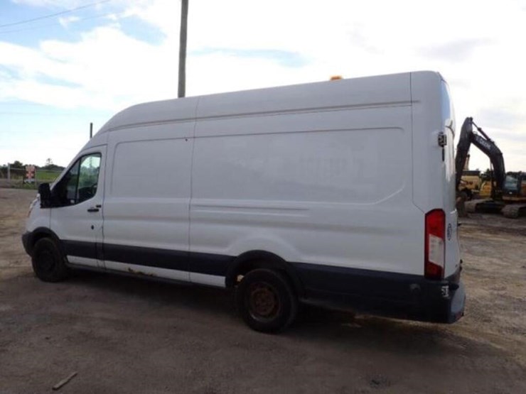 2016-ford-transit-image-7