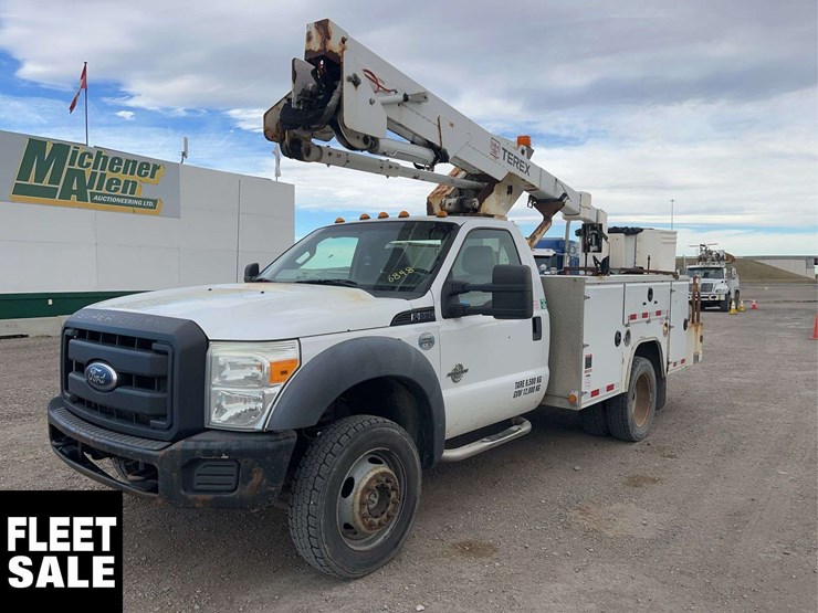 2011-ford-f550-image-1