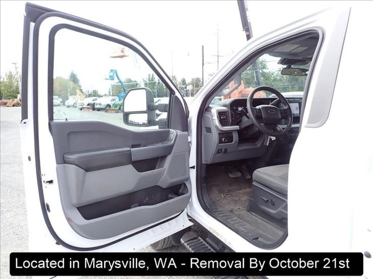 2024-ford-f550-image-22