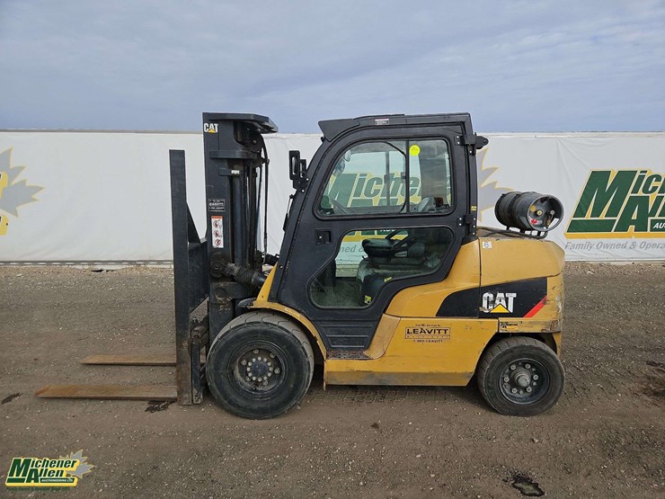 2020-caterpillar-gp45n1-image-11