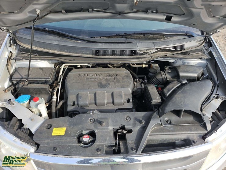 2013-honda-odyssey-image-32