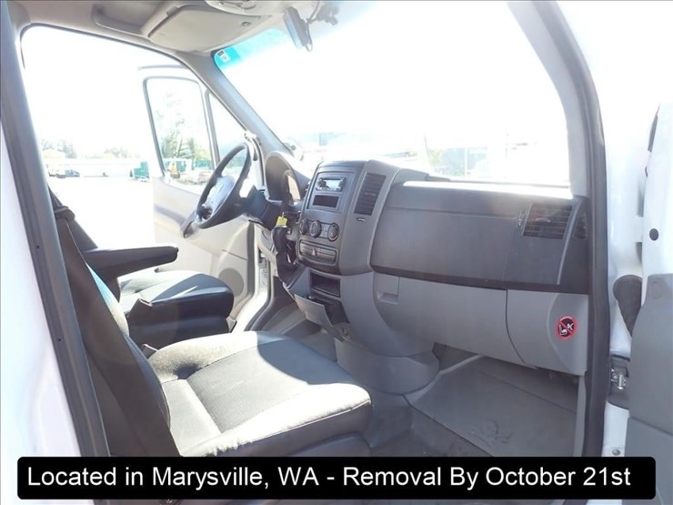 2009-dodge-3500-image-6