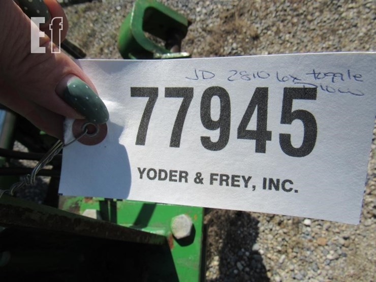 john-deere-2810-image-9
